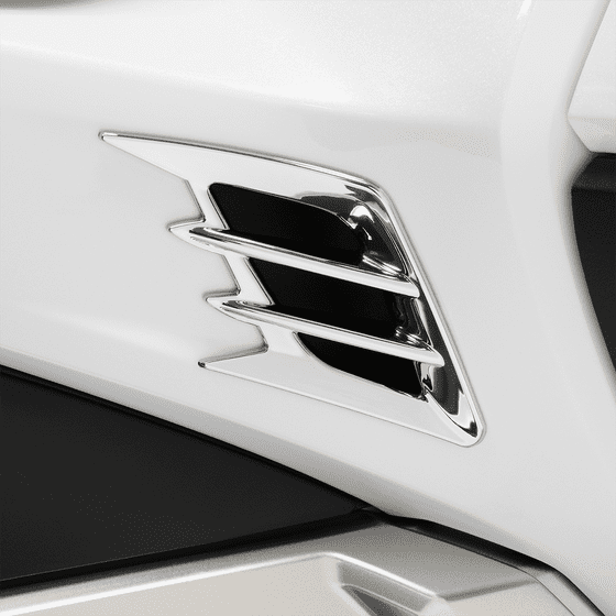 52-960 SHOW CHROME side panel vent accent