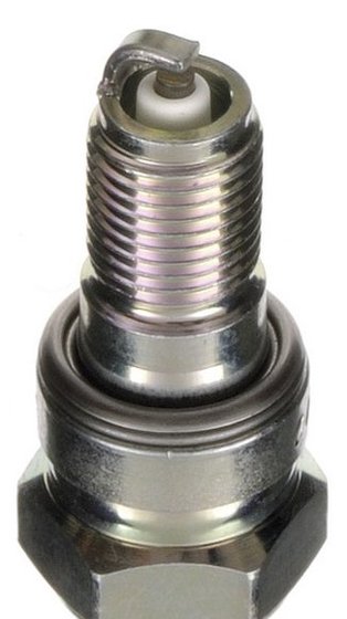 7750 NGK standard spark plug cr8eh-9s