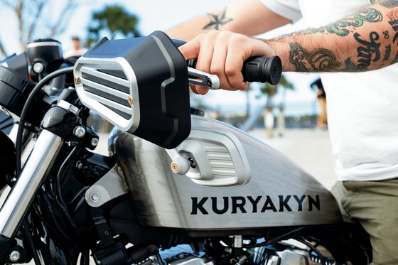 6673 KURYAKYN "black handlebar grips"