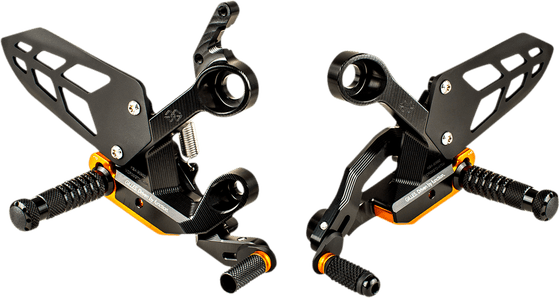 VCR38GT2-KT04 GILLES TOOLING adjustable rearset