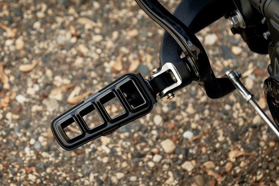 KURYAKYN black foot pegs without adapters