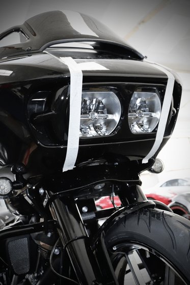 HD-TOU028 CULT WERK headlight mask bad bk