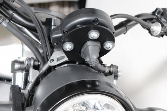 TH-XSR700 GILLES TOOLING handlebar riser and control set