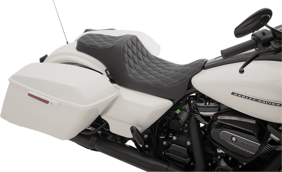 0801-1115 DRAG SPECIALTIES SEATS predator iii double diamond seat