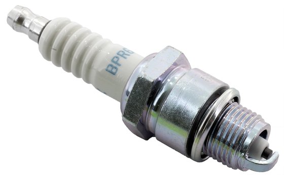 7022 NGK spark plug bpr6hs