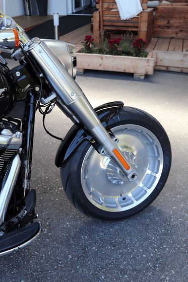 HD-BRO087 CULT WERK custom black front fender