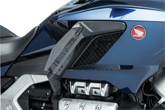 6579 KURYAKYN air deflector for '18+ gold wing