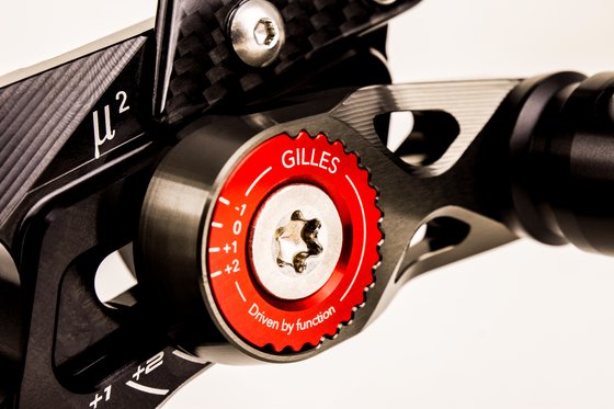 MUE2-D01-B GILLES TOOLING black rearset for ducati panigale v4