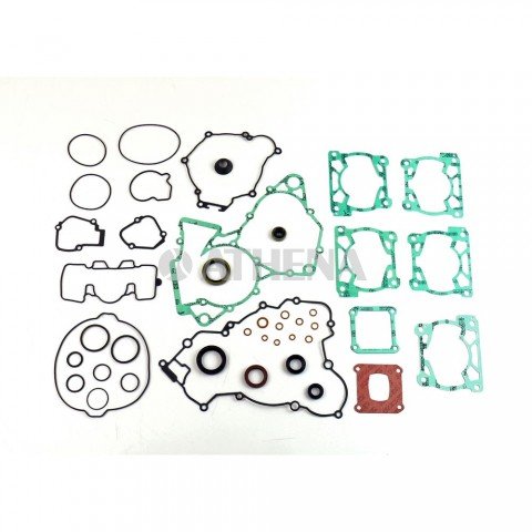 P400270900077 ATHENA complete gasket kit with oil seals