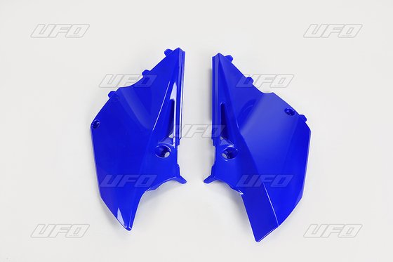 YA04842#089 UFO reflex-mėlynos spalvos šoninės panelės yamaha yz125/250