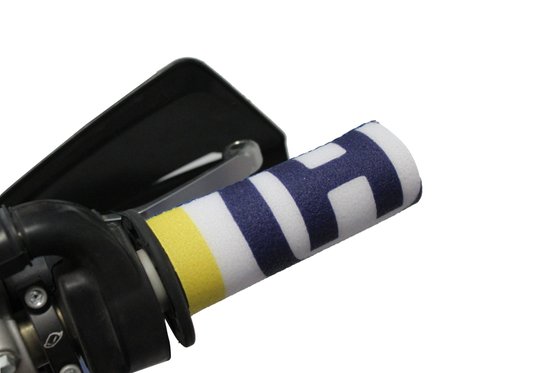 BLACKBIRD protective handlebar grips with husqvarna replica trophy 2022 logo