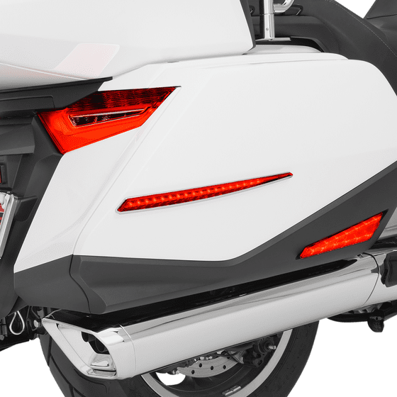 52-946 SHOW CHROME saddlebag side light for gl180