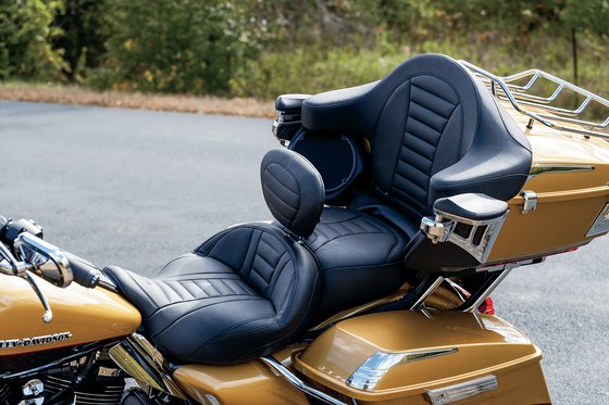 79006 MUSTANG deluxe touring 2-up seat