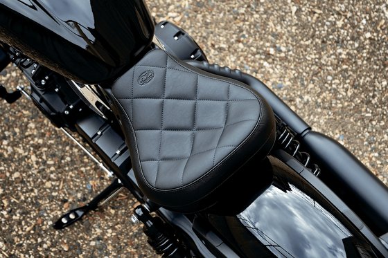 76842 MUSTANG solo black seat for scout bobber