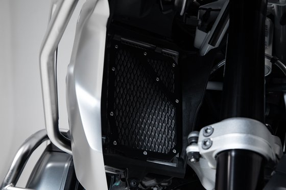 KLS.07.870.10000/B SW-MOTECH radiator guard